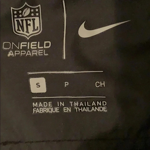 Raiders Jacket NFL Nike Pullover Windbreaker Hoodie Size Small New - Picture 10 of 15